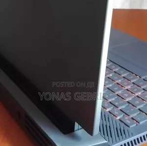 New Laptop Dell 16GB Intel Core I7 SSD 512GB