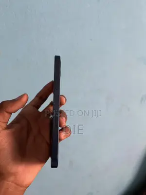 Apple iPhone 12 64 GB Blue