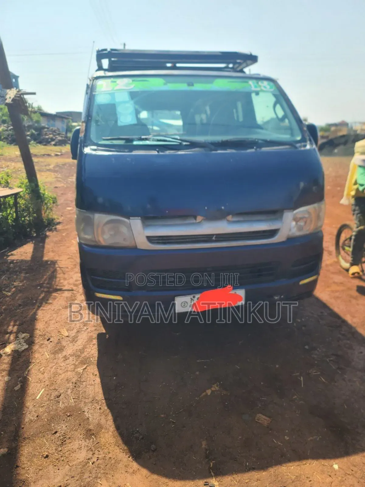 Toyota HiAce 2005 Blue