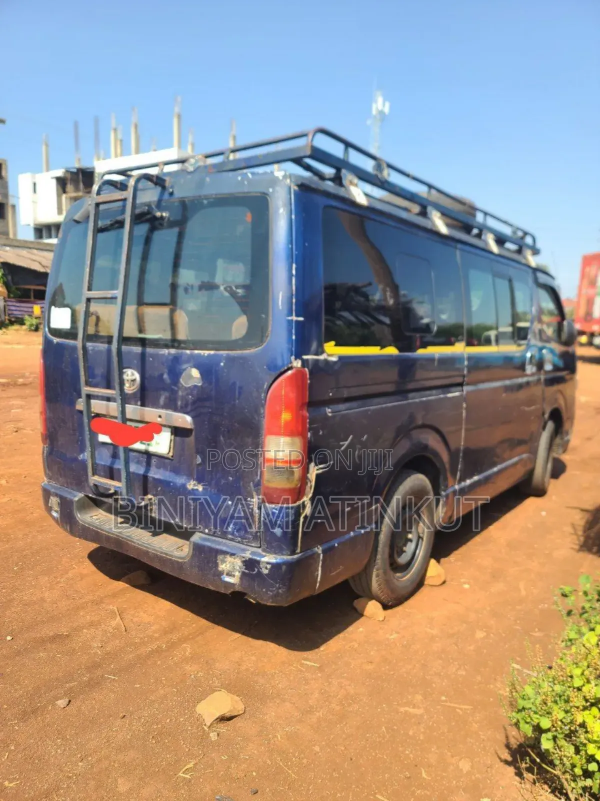 Toyota HiAce 2005 Blue