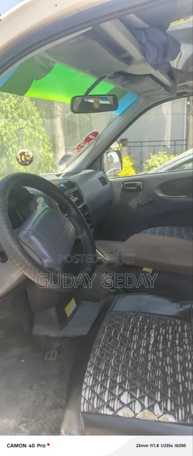 Toyota HiAce 2001 White