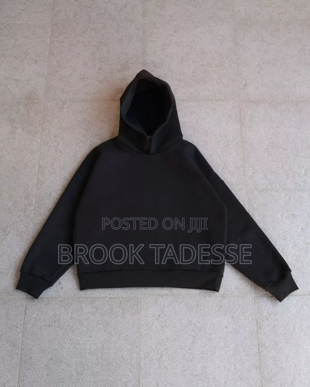 Classic Black Hoodie for Sale – Soft, Durable, Like New