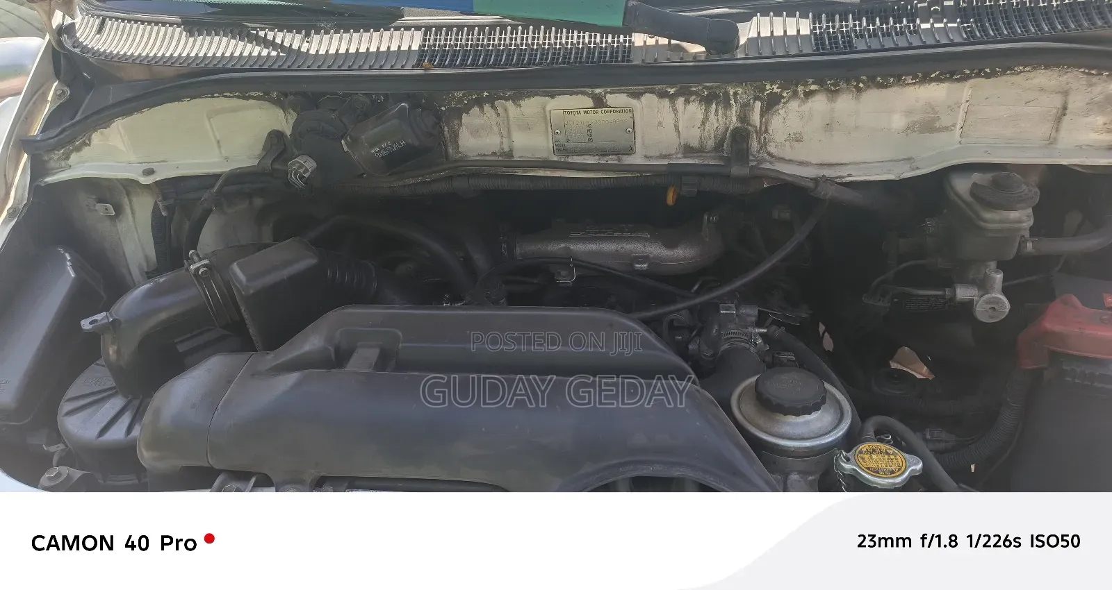 Toyota Yaris Base Sedan 4dr 2010 Silver