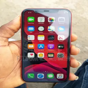 Photo - Apple iPhone 11 64 GB Red