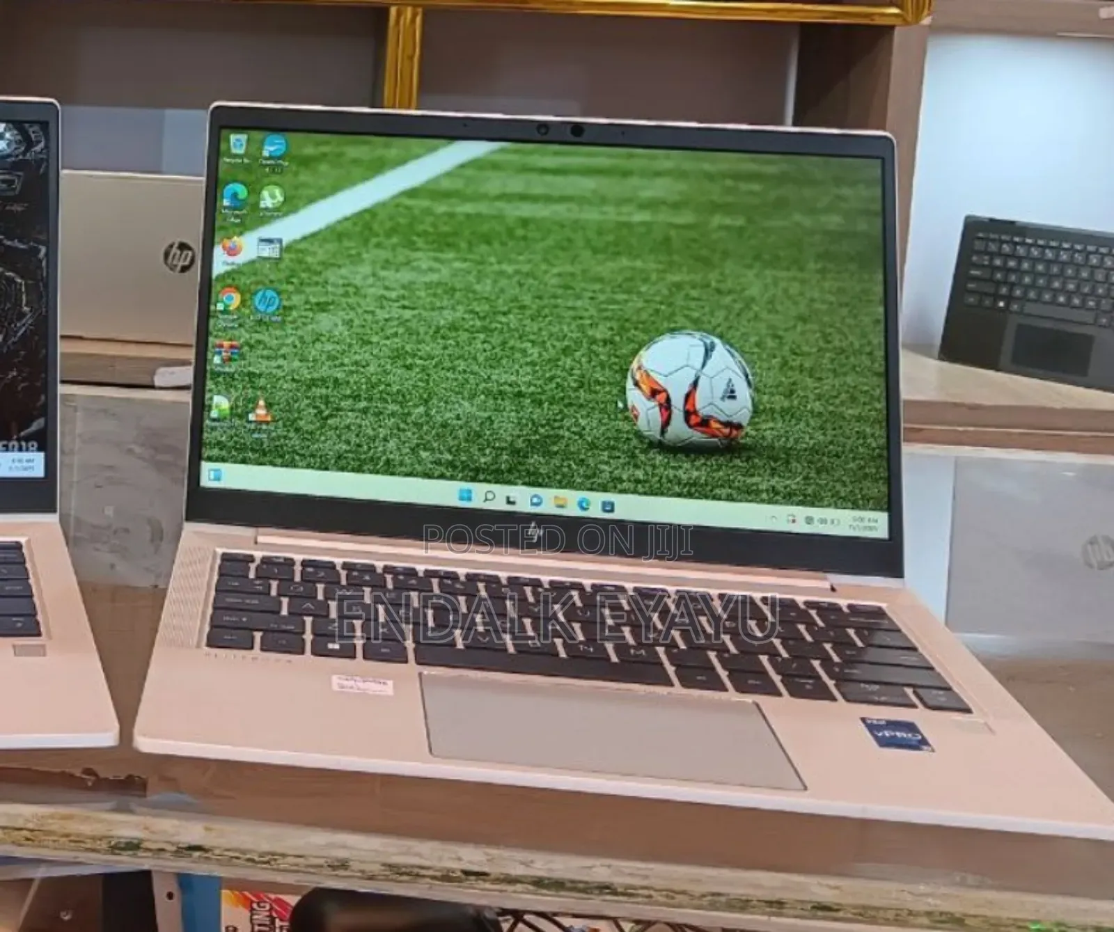 New Laptop HP EliteBook 840 G10 16GB Intel Core I7 SSD 512GB