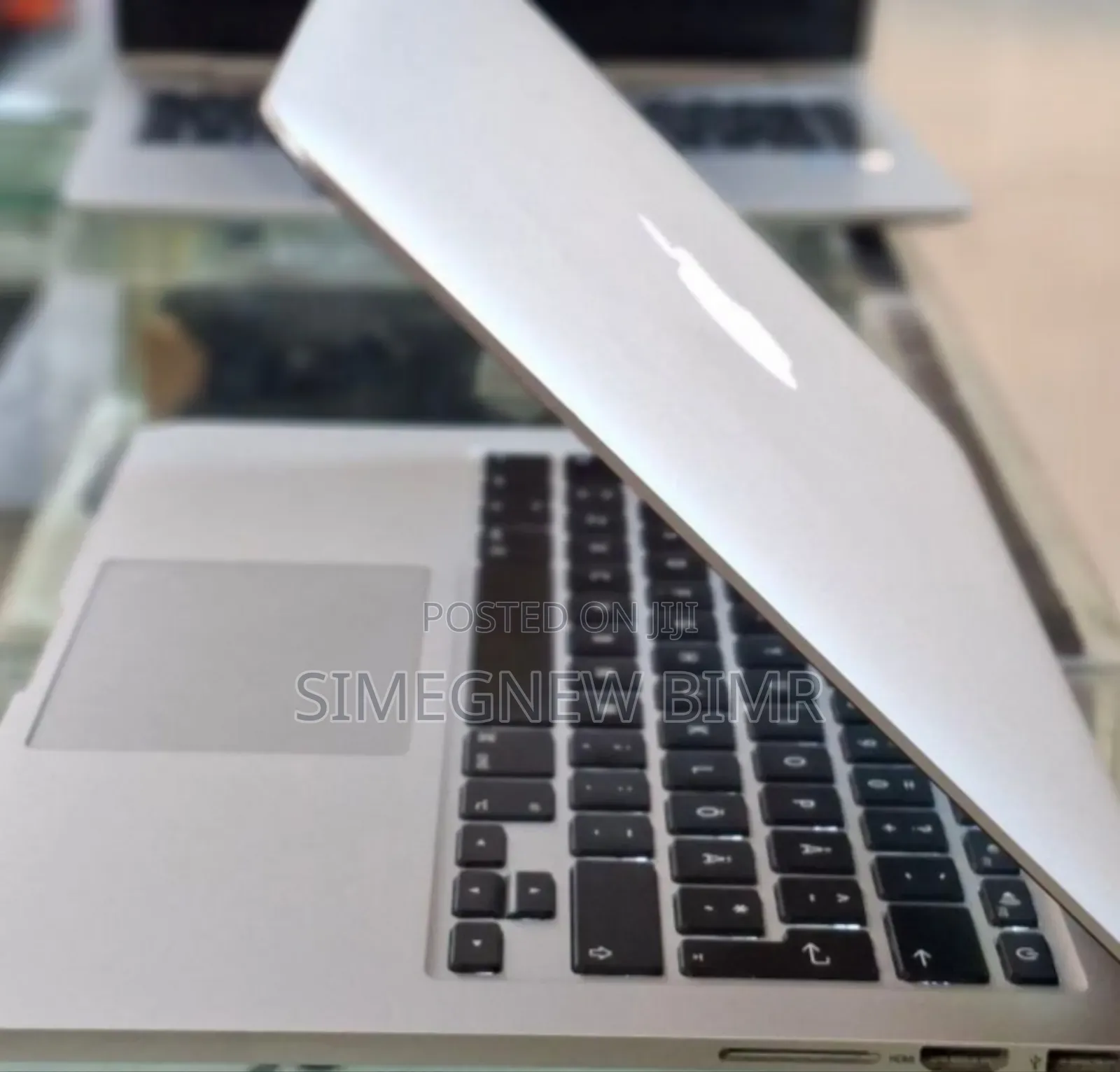 New Laptop Apple MacBook Air 2014 8GB Intel Core I7 SSD 256GB