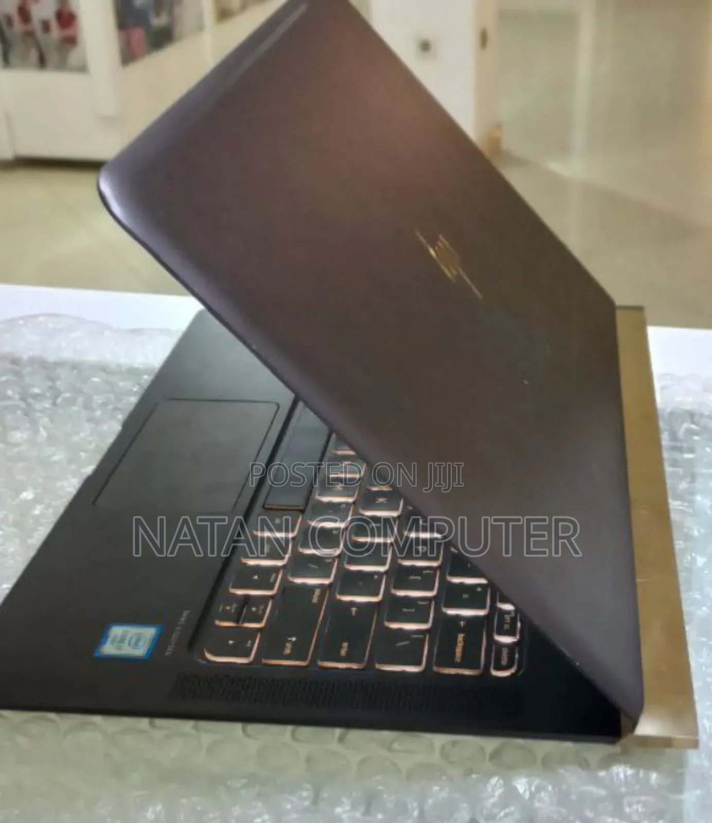 New Laptop HP Spectre 8GB Intel Core I7 SSD 256GB