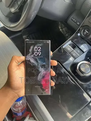 Photo - Samsung Galaxy S22 Ultra 128 GB Black