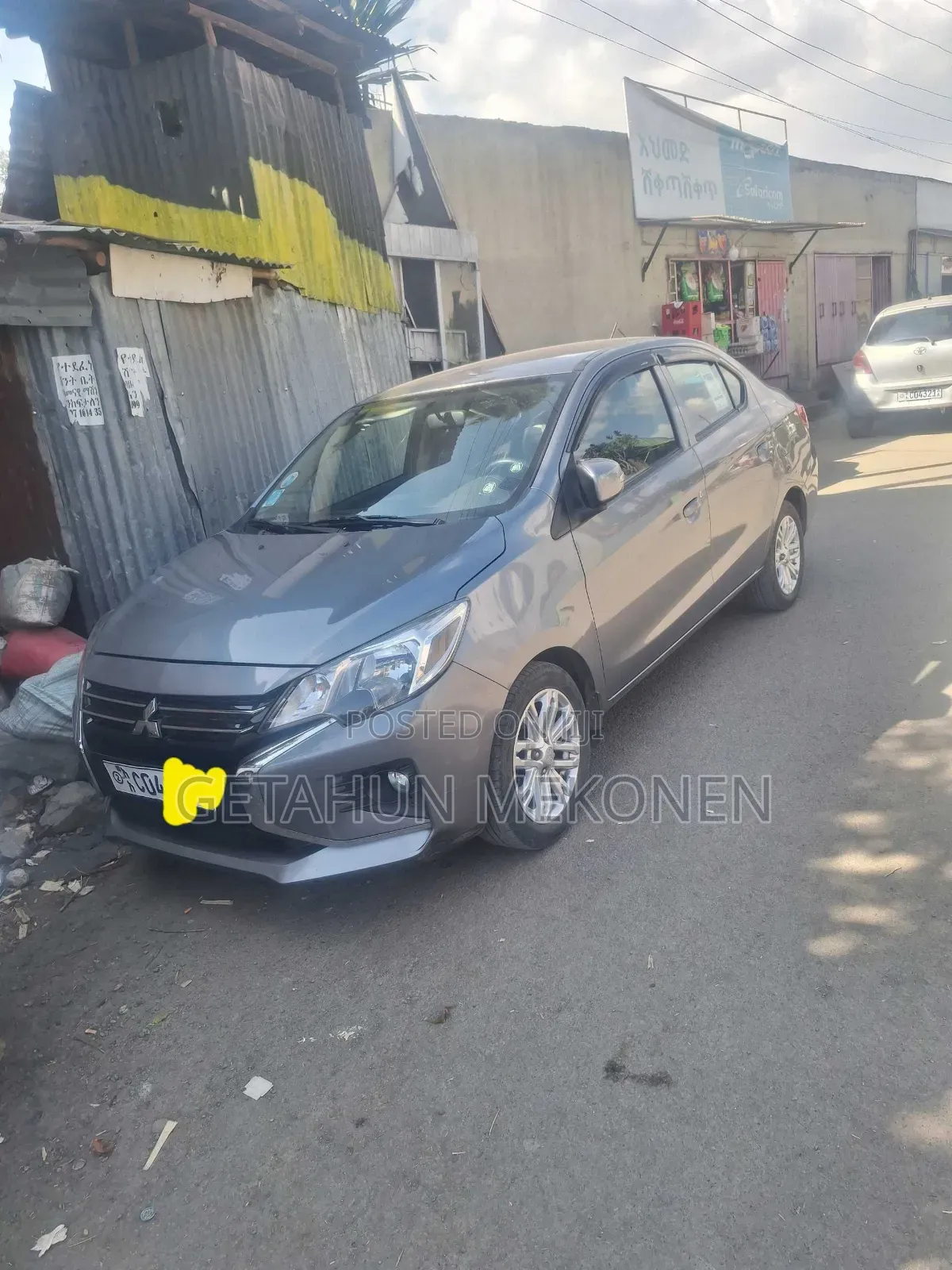 Mitsubishi Attrage 2022 Silver