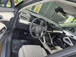 BYD Yuan Up 2025 Gray