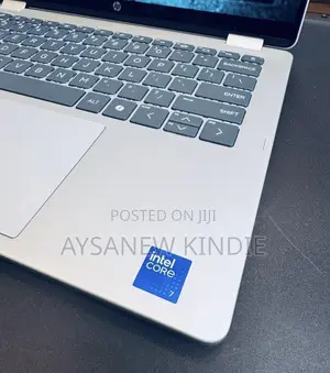 New Laptop HP OmniBook 5 Flip 16GB Intel Core 7 SSD 512GB