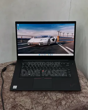 New Laptop Lenovo ThinkPad X1 Carbon Gen11 16GB Intel Core I7 SSD 512GB