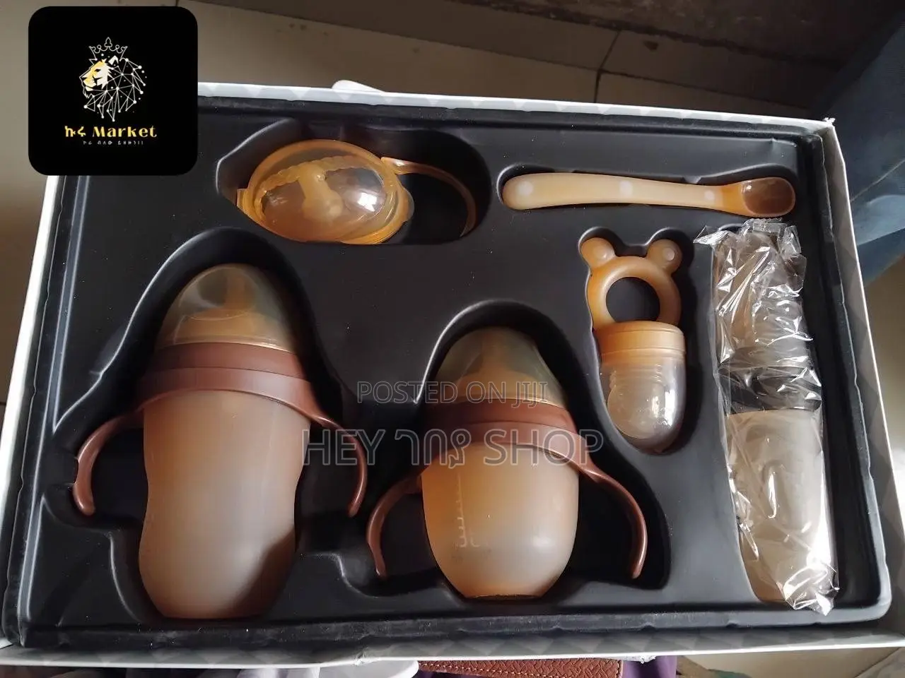 6 Pieces Bpa Free Silicone Baby Feeding Sets /6በ1 የልጆች የጡጦ ሴት