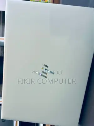 New Laptop HP EliteBook 860 G10 16GB AMD Ryzen 7 SSD 512GB