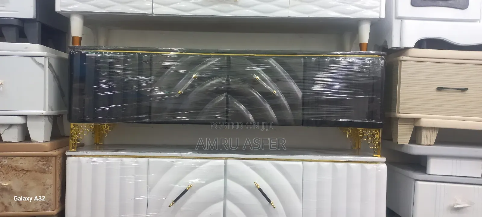 Tv Stand Meskya Yalew 1.50