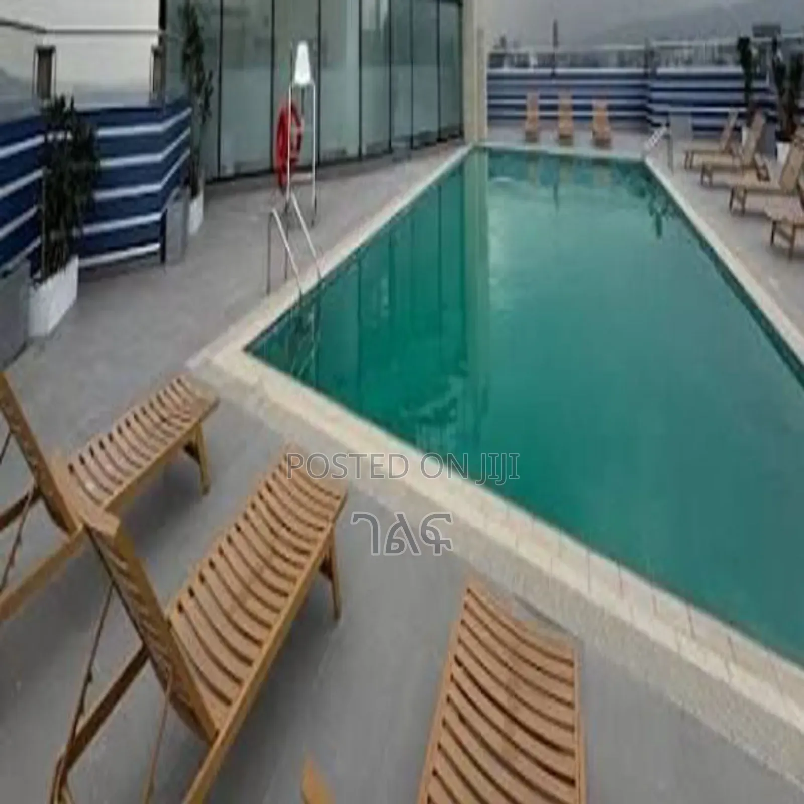 CMC ላይ 50% ባንክ የተመቻቸላቸው በከፍተኛ ፍጥነት እየተገነባ ያለ የመዋኛ ገንዳ ባስኬት ቦል መጫወቻ ያለው