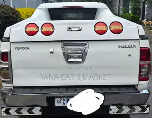 Toyota Hilux 2014 Silver