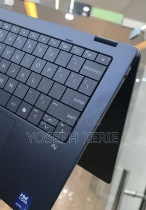 New Laptop HP OmniBook X Flip 14" 16GB Intel Core Ultra 7 SSD 1T