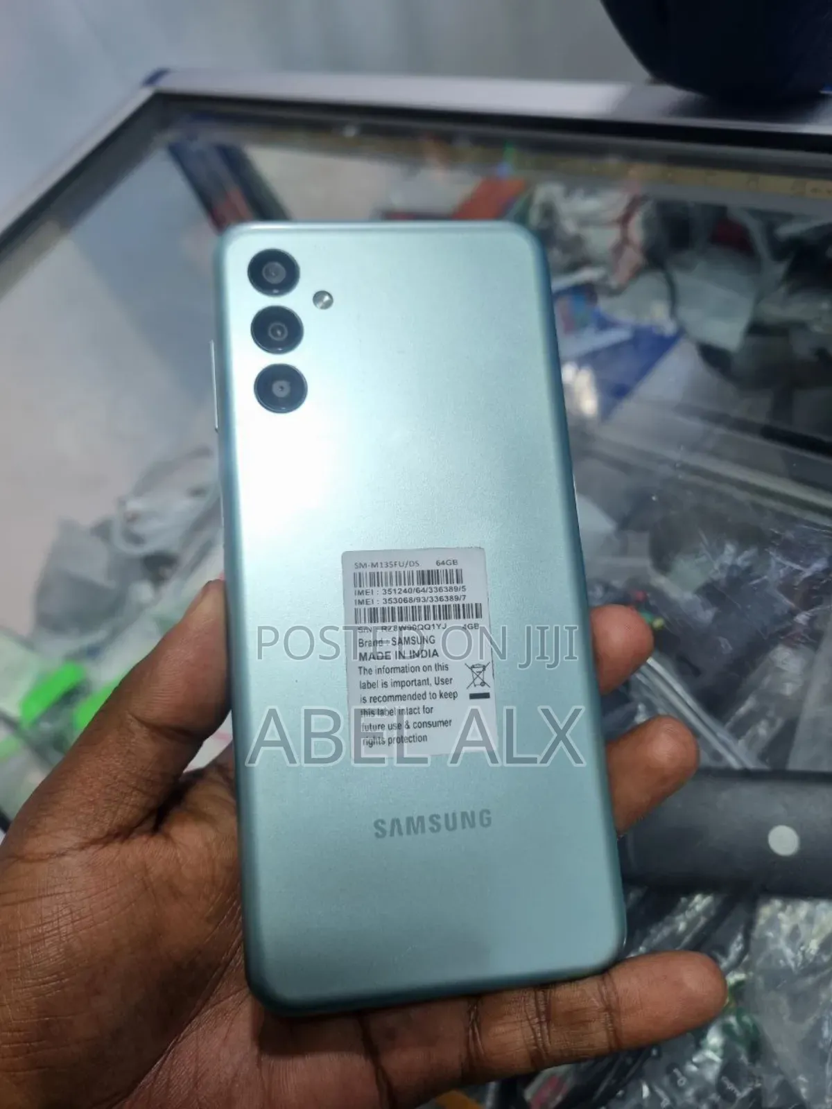 New Samsung Galaxy M13 64 GB Silver