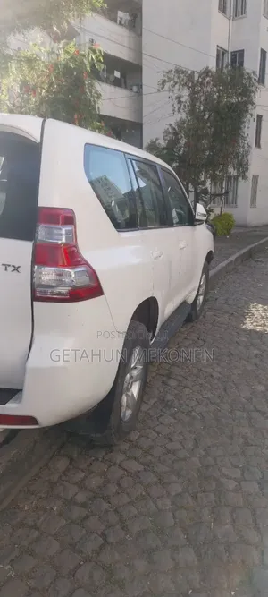 Toyota Land Cruiser 2014 White