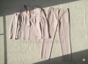 Photo - High Style, Low Price Tag. Best Quality Thrift