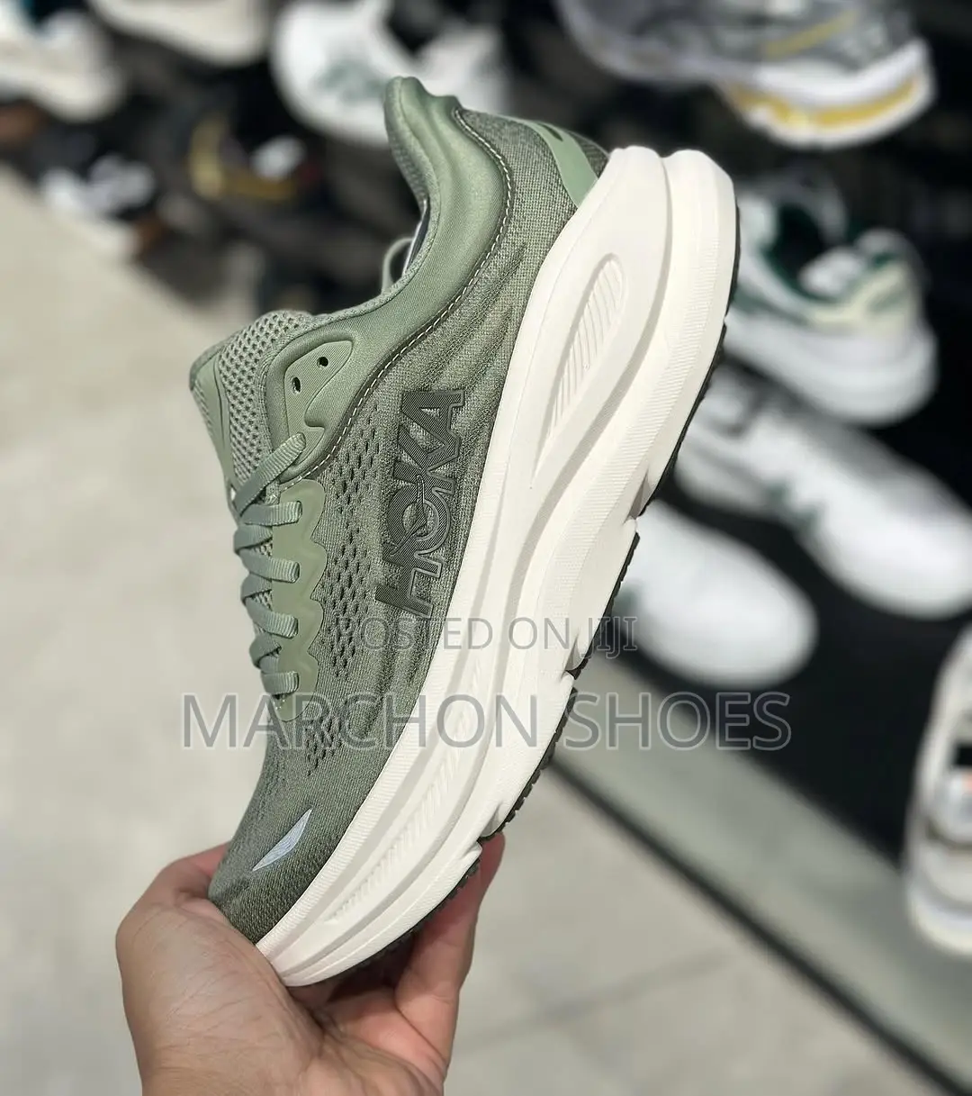 Hoka Bondi 9 (Grassland)