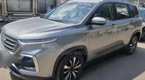 Photo - Chevrolet Captiva 2022 Gray