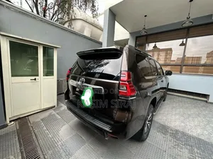 Toyota Land Cruiser Prado 2.8 2018 Brown