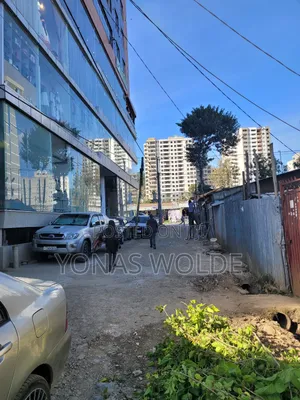 2bdrm House in Yeka for sale