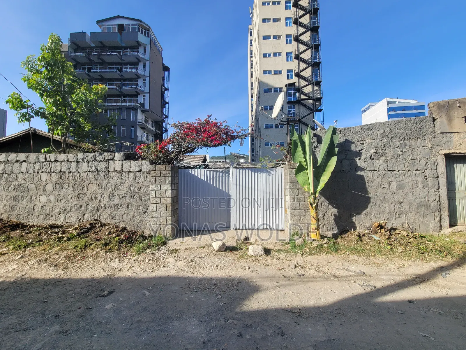 2bdrm House in Yeka for sale