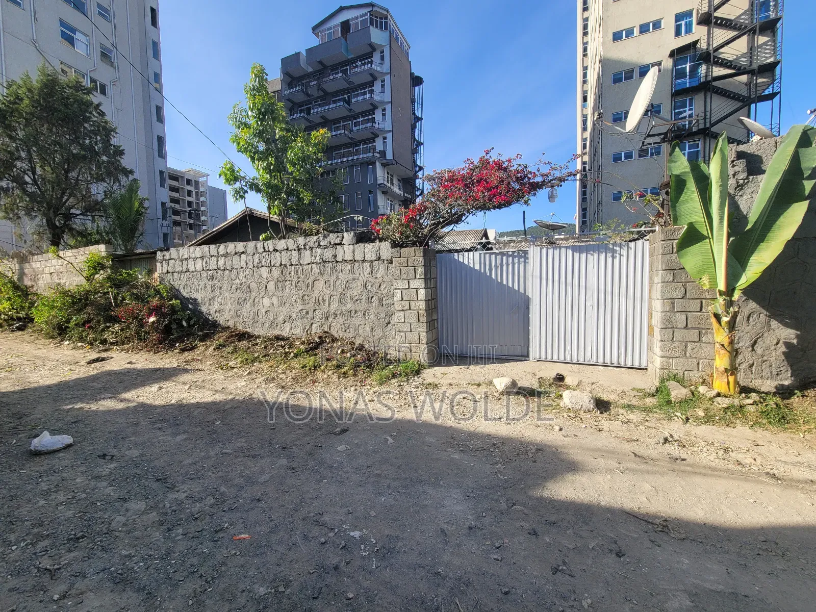 2bdrm House in Yeka for sale