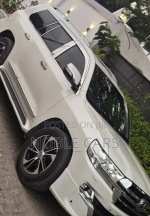 Toyota Land Cruiser 2020 Ivory