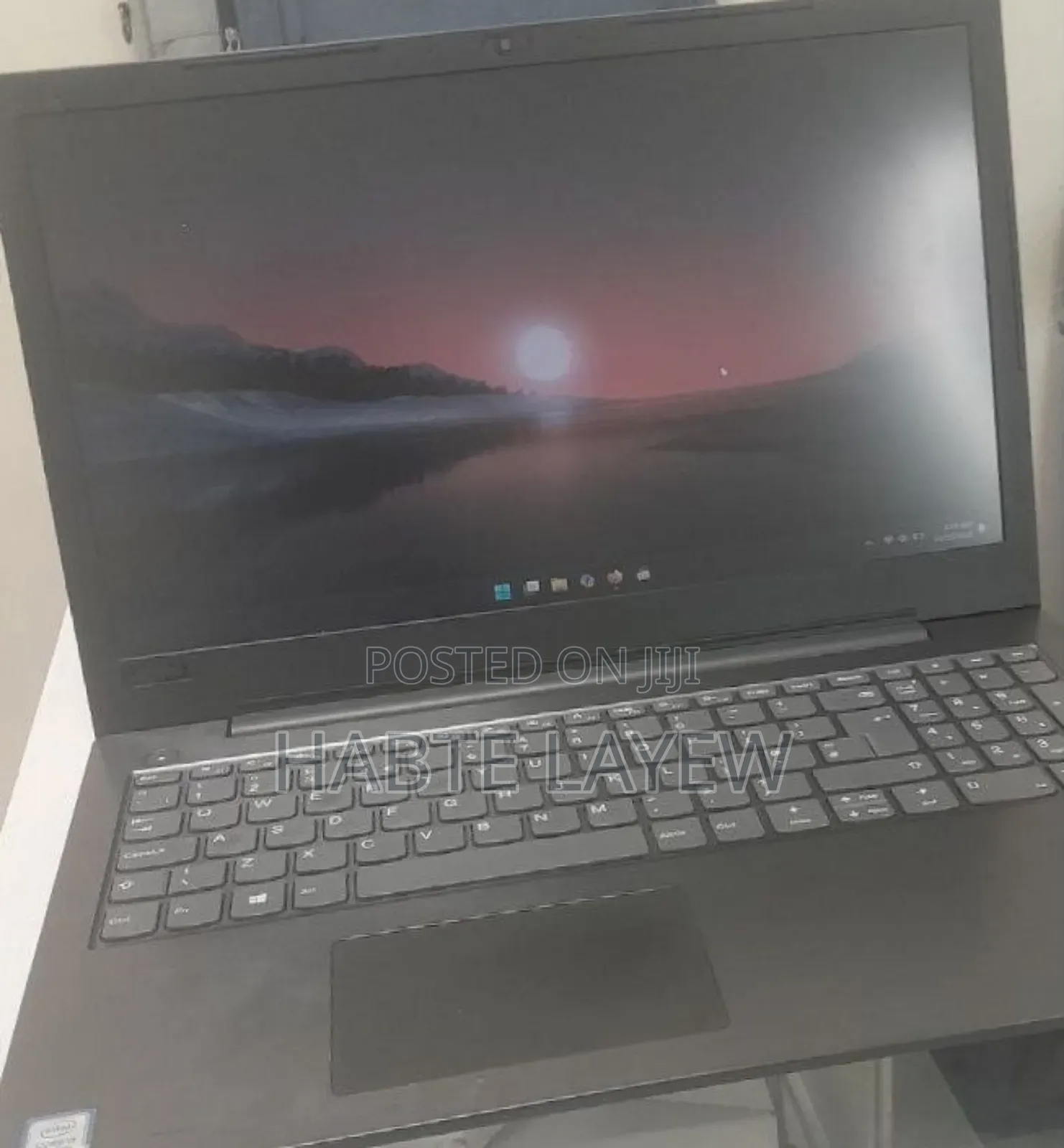New Laptop Lenovo V330 12GB Intel Core I5 SSD 256GB