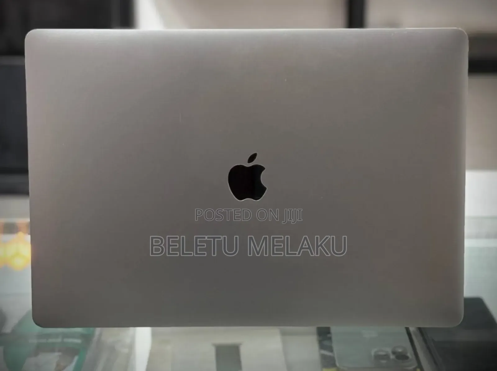 New Laptop Apple MacBook Pro 2019 16GB Intel Core I9 SSD 512GB