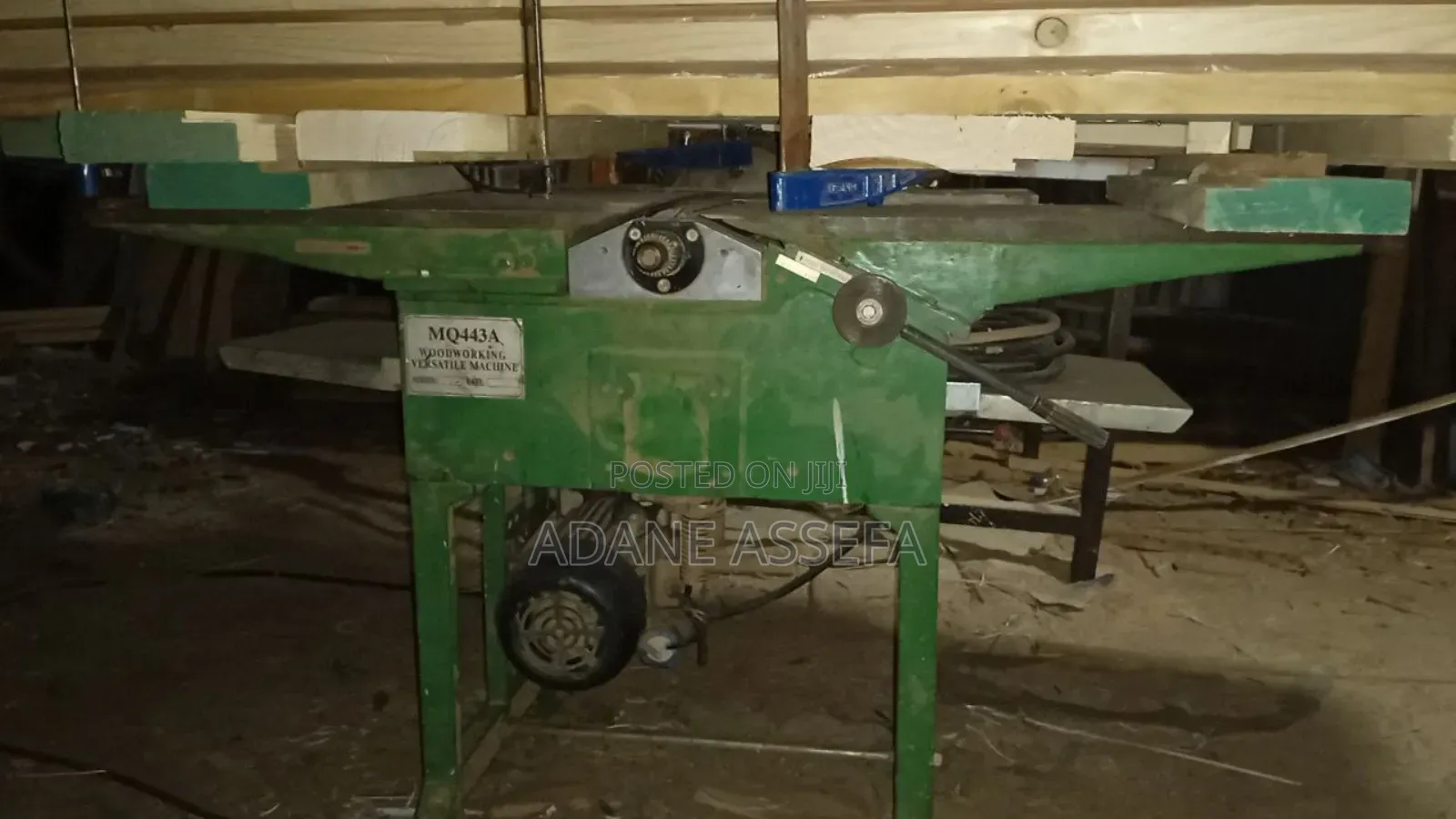 የሚሸጥ የእንጨት መላጊያና ቪነር መለጠፊያ