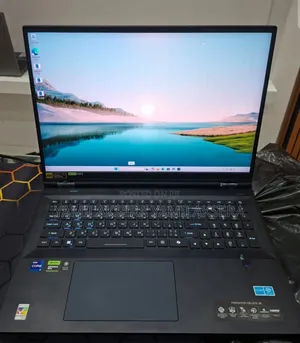New Laptop Acer Predator Helios 18 PH18-71 32GB Intel Core I9 SSD 1T