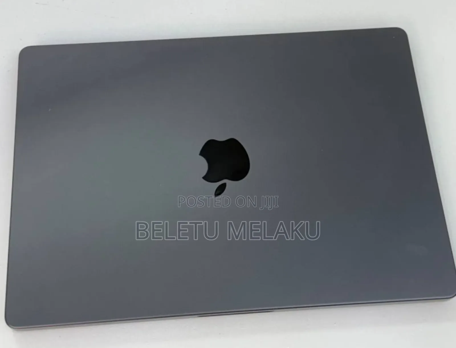 New Laptop Apple MacBook Pro 2023 M3 14-Inch 18GB Apple M3 SSD 512GB