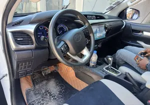 Toyota Hilux Revo Double Cab Deisel 2.4 RWD 2019 White