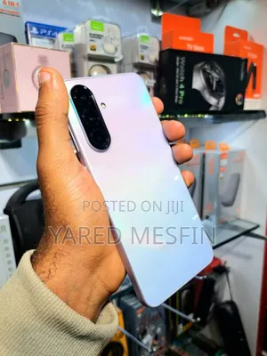 Photo - New Samsung Galaxy A36 256 GB