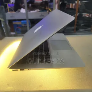 Laptop Apple MacBook Air 2017 8GB Intel Core I7 SSD 512GB