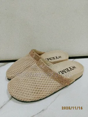 Photo - New Ladies’ Sandals አዲስ የሴቶች Shoes