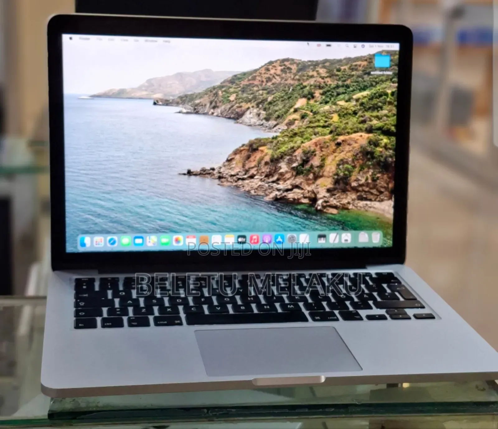 New Laptop Apple MacBook Pro 2014 8GB Intel Core I7 SSD 256GB