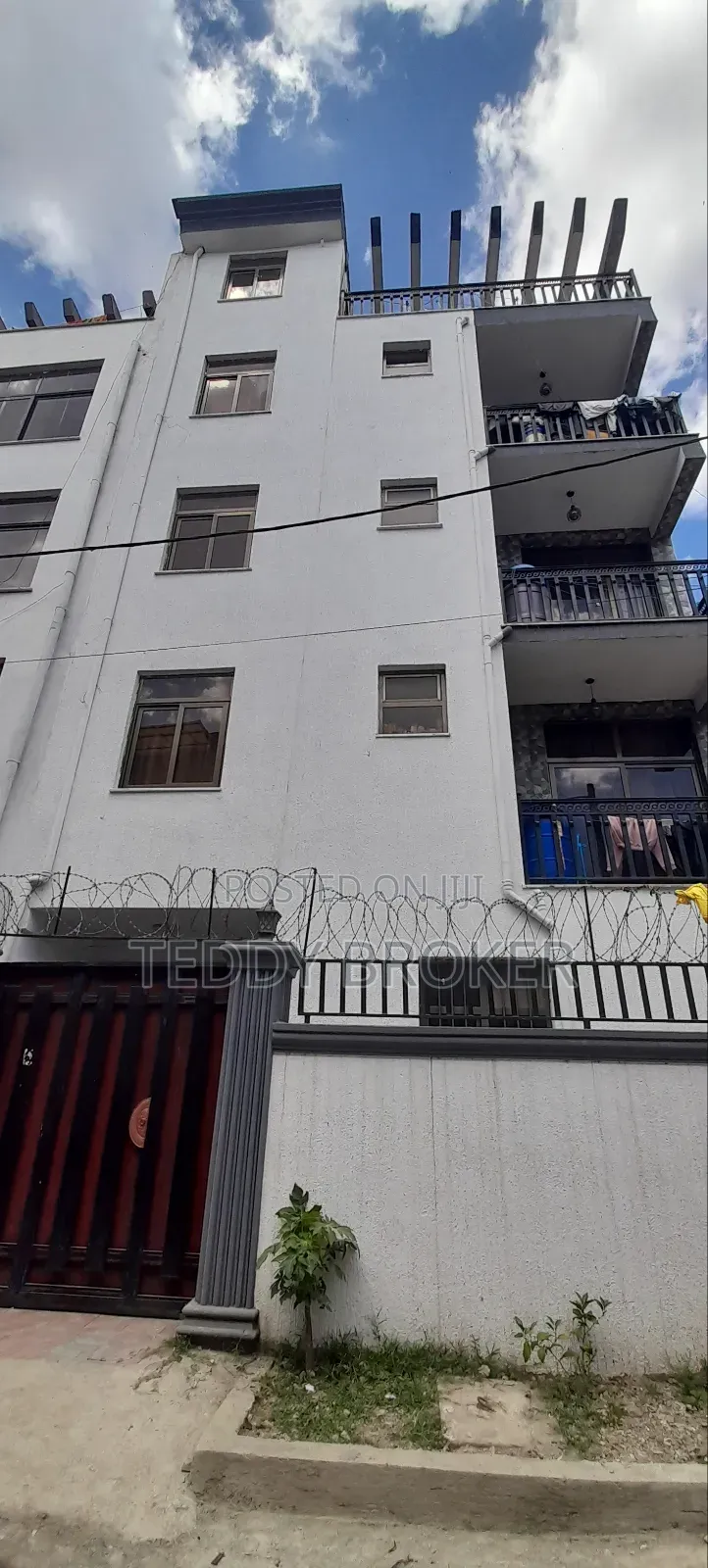 7bdrm House in Haile Garment, Nifas Silk-Lafto for sale