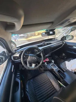 Toyota Hilux Revo Double Cab Deisel 2.4 AWD 2019 White