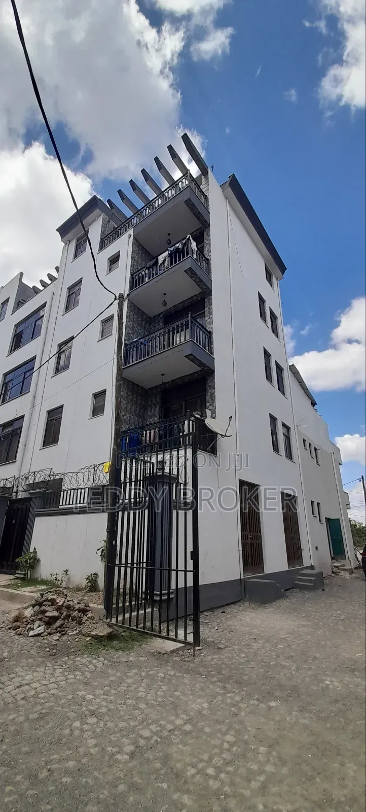 7bdrm House in Haile Garment, Nifas Silk-Lafto for sale