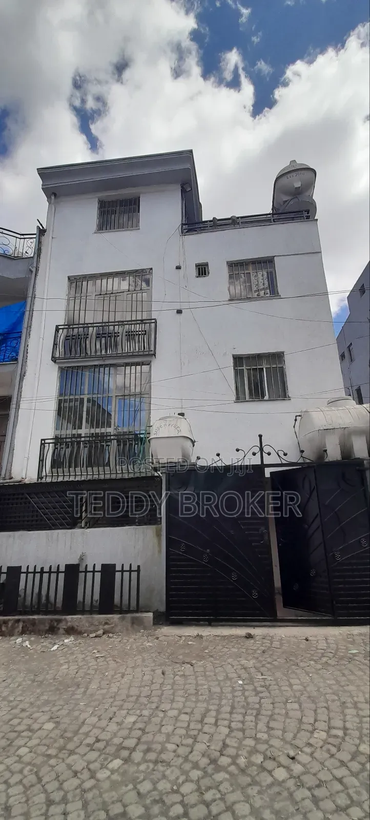 5bdrm House in Haile Garment, Nifas Silk-Lafto for sale