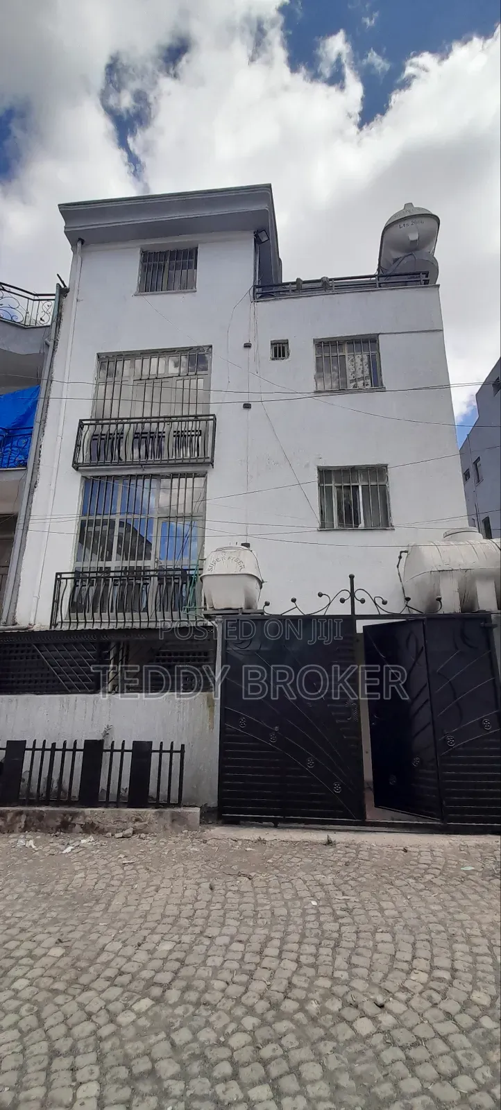 5bdrm House in Haile Garment, Nifas Silk-Lafto for sale