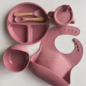 Photo - 6-Piece Silicone Baby Feeding