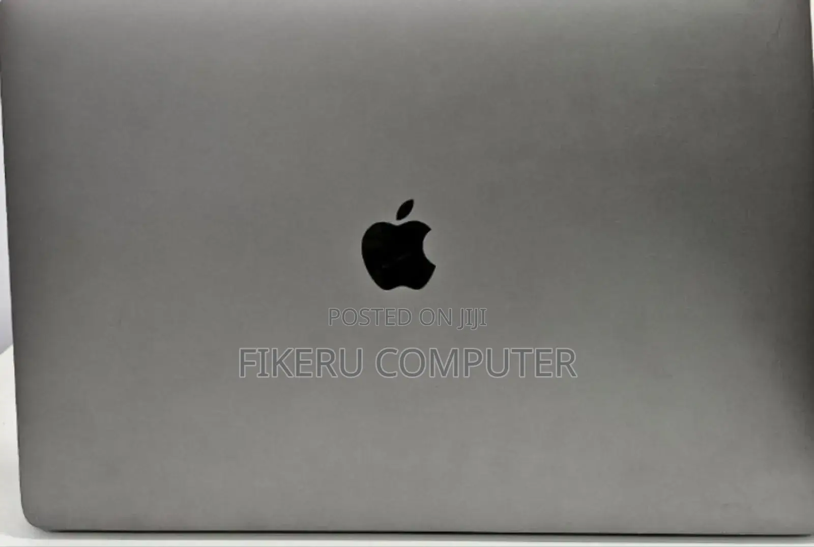 New Laptop Apple MacBook Pro 2019 16GB Intel Core I9 SSD 512GB