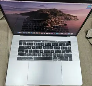 New Laptop Apple MacBook Pro 2019 16GB Intel Core I9 SSD 512GB